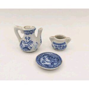 Vtg. Set 3 Miniature Blue Willow Tea Pot Plate & Sugar Blue White China READ
